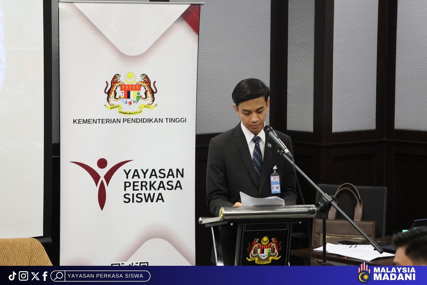 CHIT CHAT MADANI BUKTI KERAJAAN CAKNA MAHASISWA 2