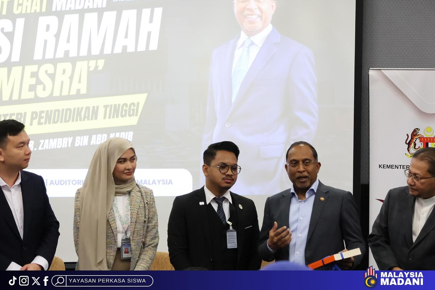 CHIT CHAT MADANI BUKTI KERAJAAN CAKNA MAHASISWA 4