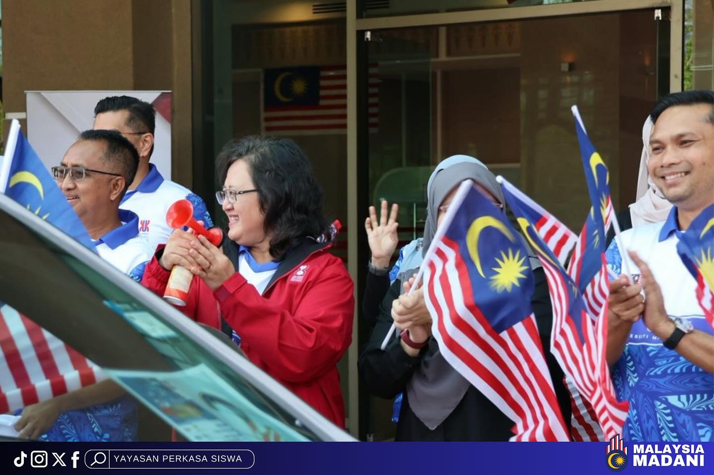 MENGANGKAT PANJI PATRIOTISME UMK &YPS JAYAKAN KEMBARA MERDEKA SEMPENA SAMBUTAN HARI KEBANGSAAN KE-68 1