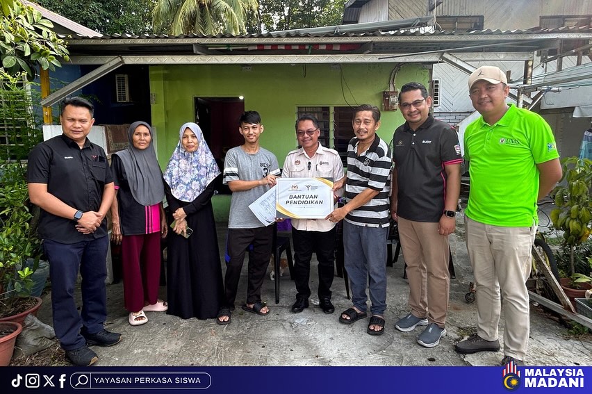 YAYASAN PERKASA SISWA PRIHATIN KESUSAHAN BUKAN PENGHALANG KE MENARA GADING 2